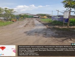 Pembangunan Kolam Retensi Bukit Nyatoh Merusak Jalan Fasilitas Umum