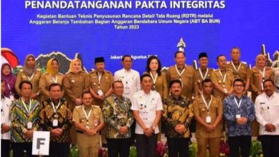 Bupati Mura Bersama Bupati-Wali Kota Se Indonesia Tanda Tangani Fakta Integritas (RDTR)